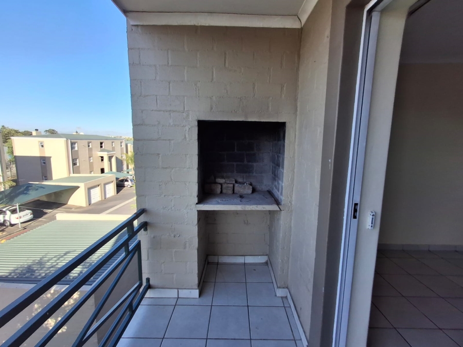 To Let 2 Bedroom Property for Rent in Vredekloof Western Cape